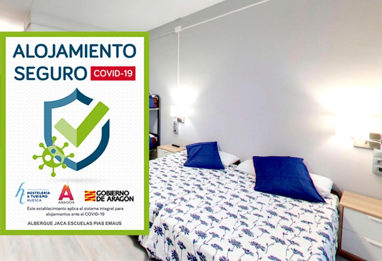 Residencia Albergue Jaca Exterior foto